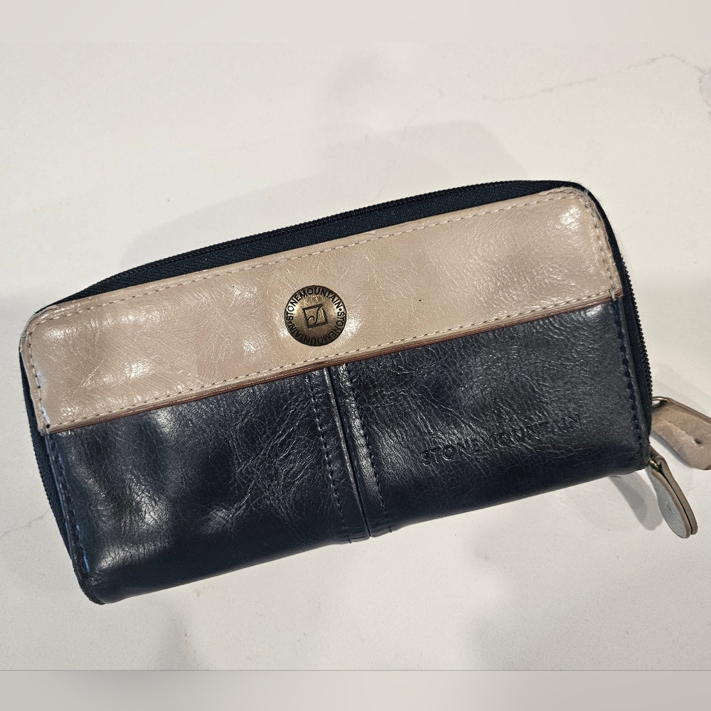 Stone Mountain Leather Wallet